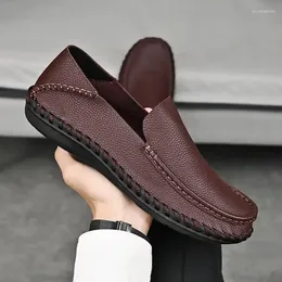 Casual Shoes European Station Tide Brand Men's äkta lädermockasin sommar mjuk andas en pedal loafers