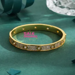 Designer -Cartres Bangle Hochqualität Kajia Full Sky Star Bracelet Fashion Ehepaar Open Live Broadcast W1R1