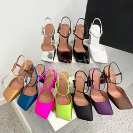 Amina Muaddi Charlotte Yüksek Topuklu Sandals Sandals Baş Seksi Kristal-Sunör Yüksek Topuklu 9.5 cm Kadın Parti Düğün Ayakkabı