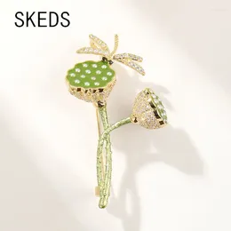 Броши Skeds Fashion Creative Lotus Dragonfly Crystal Эмалевая булавка для женщин для женщин винтажные классические значки Corsage одежда