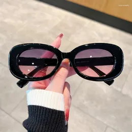 Güneş gözlükleri Kammpt Oval Kadın Moda Vintage Gradyan Kadın Tonları Gözlük Modaya Dönüştüren Tasarımcı UV400 Lady Güneş Gözlükleri