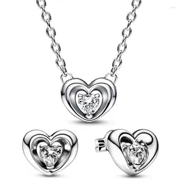 Pierścienie klastra 925 Sterling Srebrny promieniujący serce pływający kamienny naszyjnik z kryształami dla kobiet mody DIY Gift Biżuteria Zestaw biżuterii