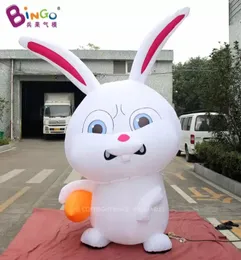 Gigante gigante ao ar livre Rabbit branco Rabbit que segura o desenho animado Chracter para publicidade de eventos Decoração de Páscoa 8mh (26ft) com soprador