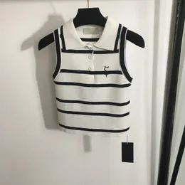 Kvinnor Polo Neck Camis Slim Short Tops Classic Stripe Designer Tees Sexig Knit Tanks Beach Style Casual Shirts