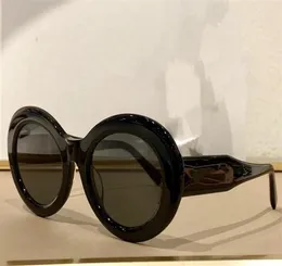 Solglasögon för män och kvinnor Summerstil 0074 Antiultraviolet Retro Shape Plate Oval Full Frame Fashion Gereglasses Random Box3805132