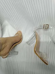 Kobiety sandały projektują Perspext High Heels Square PVC Transparent Champagne Jelly Letni impreza ślubna buty ślubne