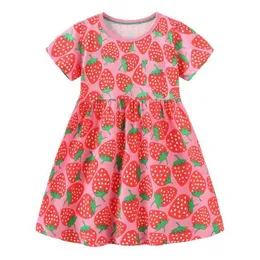 Abiti da ragazza saltare metri Summer Strawberry Summer Princess Girls Absteming Abite Cute Frocks Cotton Short Cotton Costume Kids Wearl2405