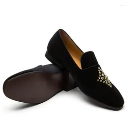 Повседневная обувь бизнес черный лоферс классическая мода с металлом