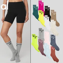 AL Yoga Cotton Socks Unisex Casual Yoga Cotton Socks Long Sports Socks Suitable for All Seasons Women's Black and White Yoga Socks