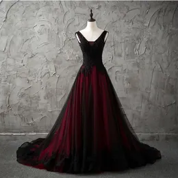 Vintage Red and Black Gothic Wedding Dresses 2019 V Neck Sleeveless Pärlade spetsapplikationer A-Line Tulle Vintage Non White Brudklänningar 210B