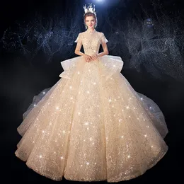 Princess Ball klänning bröllopsklänningar ärmlös hög krage 3d spets paljetter applikationer svep tåg snörning brudklänningar kändis klänningar plus storlek skräddarsydd d502401