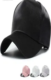 Gładka satynowa czapka baseballowa jedwabna satynowa satynowa kouplerenda tatusia kapelusza men039s kapelusz kobiety hip -hop czapki snapback PS05583676074