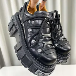 Vetements X New Rock Platform Sneakers Punk Style Men Rock Boots Leather Womene Ongle Boot Metal Decoration Medited-Effect-Up Lace-Up Neaker No563