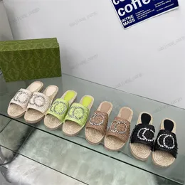 2024 Summer Bling Strass Logo Slipper 2g Sandálias de fundo plano Designer Trea de palha Slippers Raffias Slide