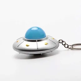 مفاتيح حبل الحبل المصغر مصباح LED Flying Saucer Keychain نموذج سفينة الفضاء الإبداعية Keyring قلادة البلاستيك لعبة صغيرة للأطفال زخرفة السلسلة الرئيسية J240509