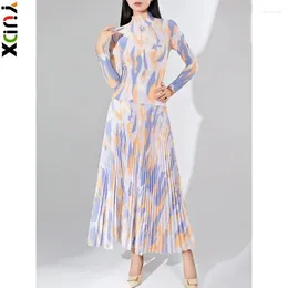 작업 드레스 YUDX MIYAKE PRITED 프린트 2 조각 세트 여성 Full Sleeve High Collar 상단 라인 치마 우아한 이브닝 파티