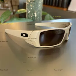 Nowe okulary przeciwsłoneczne Mężczyźni Mężczyźni Kobiety marka projektantów okularów przeciwsłonecznych Super Star Celebrity Driving Sunglas do damskich okularów