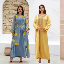 Roupas étnicas vestido muçulmano de malha feminina do Oriente Médio, estilo sling de duas peças Dubai Robe Vis de decote em Visado de Sleevado Longo