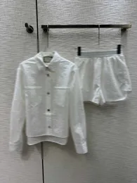 2024 Women's Two pezzi ricamato in pizzo estate donne bianche in lavano a tasca casual pantaloncini abbinati abbinati