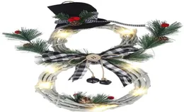 クリスマスリードLEDフロントドアリース雪だるまの人工花輪LEDフェアリーストリングライトボウパインパインコーンレッドベリー格子縞B4497691