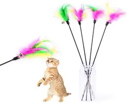 5st Cat Toys Soft Colorful Cat Feather Bell Rod Toy for Cat Kitten rolig spelande interaktiva leksaksdjurstillbehör3268654