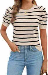 Kvinnors tröjor 2024 Spring/Summer Fashion Stripe Bubble Short Sleeved Top Round Neck tröja Formell Casual Lightweight T-shirt Fashion Knitwear