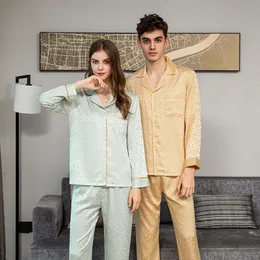 Hochwertiger Pyjamas Set Frauen Männer Sommereiseis Seide Langarm Hosen dünne Satin -Hauswarenanzug männliche Famle Paar Pyjama Teen 240428