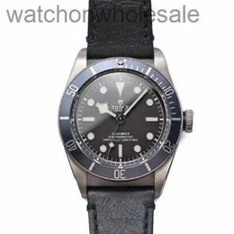 Качественный Tudory Original 1: 1 Дизайнерские наручные часы Heritage Black Bay 79230B-007 Автоматические черные кожаные мужские часы с настоящим логотипом бренда