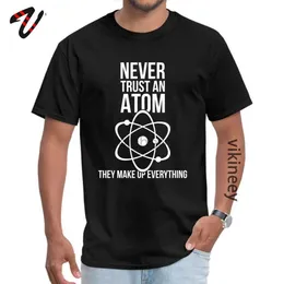 Мужские футболки науки о физике химия Новые дизайнерские футболки Большой взрыв Теория никогда не верит в атомы смешные дизайнерские футболки с хлопковыми мужчинами D240509
