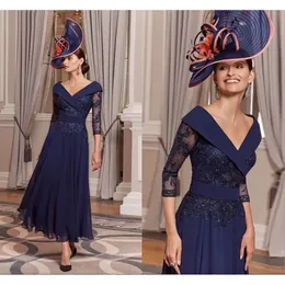 Elegant Dark Navy Mother of the Bride Dresses A Line Chiffon Lace Appliqued V Neck Women Formal Party Glowns 3/4 Long Sleeves Ankle Length Wedding Mother's Dress 0509