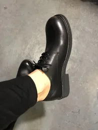 Freizeitschuhe Männer echte Leder geschäftlich europäischer Big Head Cowhide Kleid Retro Barber Männer Designer