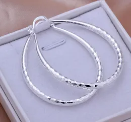 Fine 925 Oreri d'orecchi in argento sterling Trendy New Style 925 Orecchini per il cuore d'argento per donne Gioielli Fashion Link Italia Lovely XE022850458