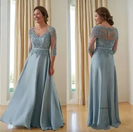 Ice Blue Plus Size Mother of the Bride Dresses 3/4 Sleeve Beads Deep v Deaf Neck Deferiques Wedding Guest Dress Lace Party Party 0509