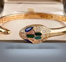 بيع مجوهرات أزياء عالية الجودة Bvri Snake Head Bracelet 925 Sterling Silver Placed 18K Gold Diamond inlaid Snake Bracele39898527510