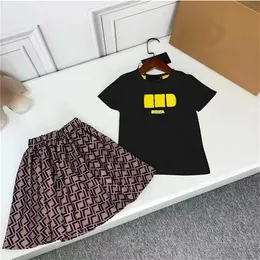 2024 Роскошные дизайнерские бренды Baby Kids Clothing Sets Classic Brand одежда костюма детская летние рубашки с коротки