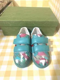 Märke baby sneakers färgglada svampmönster barnskor storlek 26-35 högkvalitativa märkesförpackningar flickor skor designer pojkar skor 24 maj