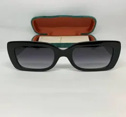 0083Sブラック特にサイズの四角い灰色のレンズサングラスデザインサングラスUV保護0083 55mmレディーススクエアサンガラスイタリア3739459