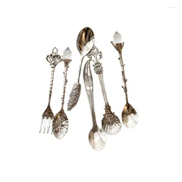 Dinnerware Sets European-style Court TablewareRoyal Style Metal Carved Fruit Fork Vintage Coffee Spoon Dessert Table Decorative