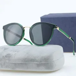 2022 designer occhiali da sole occhiali da sole di lusso eleganti di alta qualità polarizzati per uomo vetro donna Uv400 con scatola 2468
