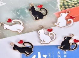 20pcs Classics Lucky Cat 에나멜 매력 크래프트 금속 동물 키티 매력 Keychains 이어링 DIY 보석 제작 수제 수제 Craft5807475