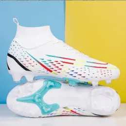 Designer Soccer Cleats Sneakers Mens Högkvalitativa fotbollsstövlar Athletic Running Shoes for Boys Sport Tenis Soccers Hombre