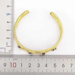 Braccialetti nuziali alla moda oro placcato 4 colori malvagio e zircone quadrate grovallo a livello aperto regolabile gioielli da sposa regolabili per donne ragazze