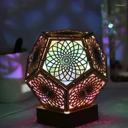 Tischlampen BOHEMIAN STYLE BODEN LED LAMPE 3D -Projektion Licht mit hohlen USB -Night Star Schlafzimmer Dekoration