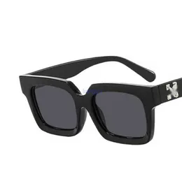 Unisex Luxury Arrow x Frame Sonnenbrille - Hip Hop inspirierte quadratische Brillen für Sport und Reisen