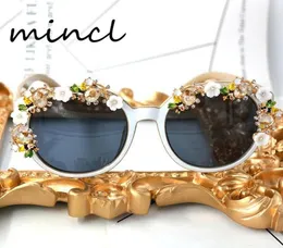Novo designer de moda designer de grandes dimensões Bling Diamond frame feminino Party Sunglasses Women Luxury Sun Glasses for feminina Tons FML6881822