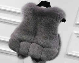 Новая осенняя зима в 2020 году меховой жилет для Lady Fur Coat состоит из имитации Fox Murs с подушением хлопчатобумажного жилета.