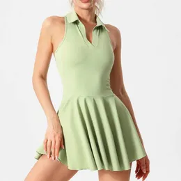 Aktywne sukienki, spódnica w tennisowej sukienka spódnica z kieszeniami Szybki suchy miękki nylon fitness Tenis Shorts 2 -częściowe garnitury tenisowe kobiety Y240508