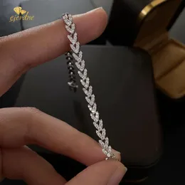 Sterling Sier Moissanite Tennis Armband för Woman Girl Fine Jewelry Iced Out Chain Small Diamond Armelets Valentine's Day Gifts