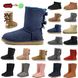 2024 Klasyczne buty designerskie kasztanowe Ultra mini buty australia platforma taz platforma Ugglie owca wełna but but fur fur