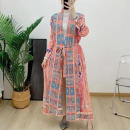 Etnik Giysiler Cozok 2024 Müslüman Kadın Palto Stili Gevşek Piller Kademeli Uzun Kollu Mizaç Baskı Moda WT5099